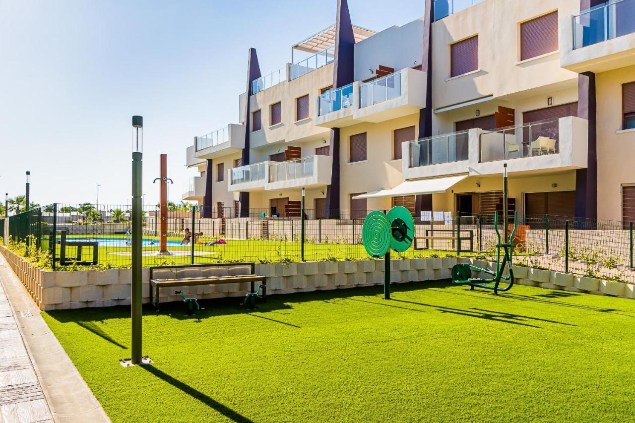 High Class 2 Bedroom Apartment With Underfloor Heating Torre de la Horadada Bagian luar foto