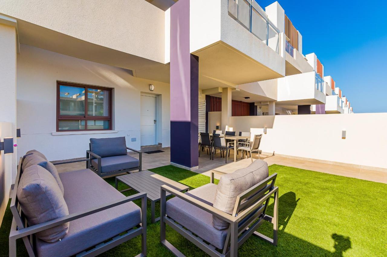 High Class 2 Bedroom Apartment With Underfloor Heating Torre de la Horadada Bagian luar foto