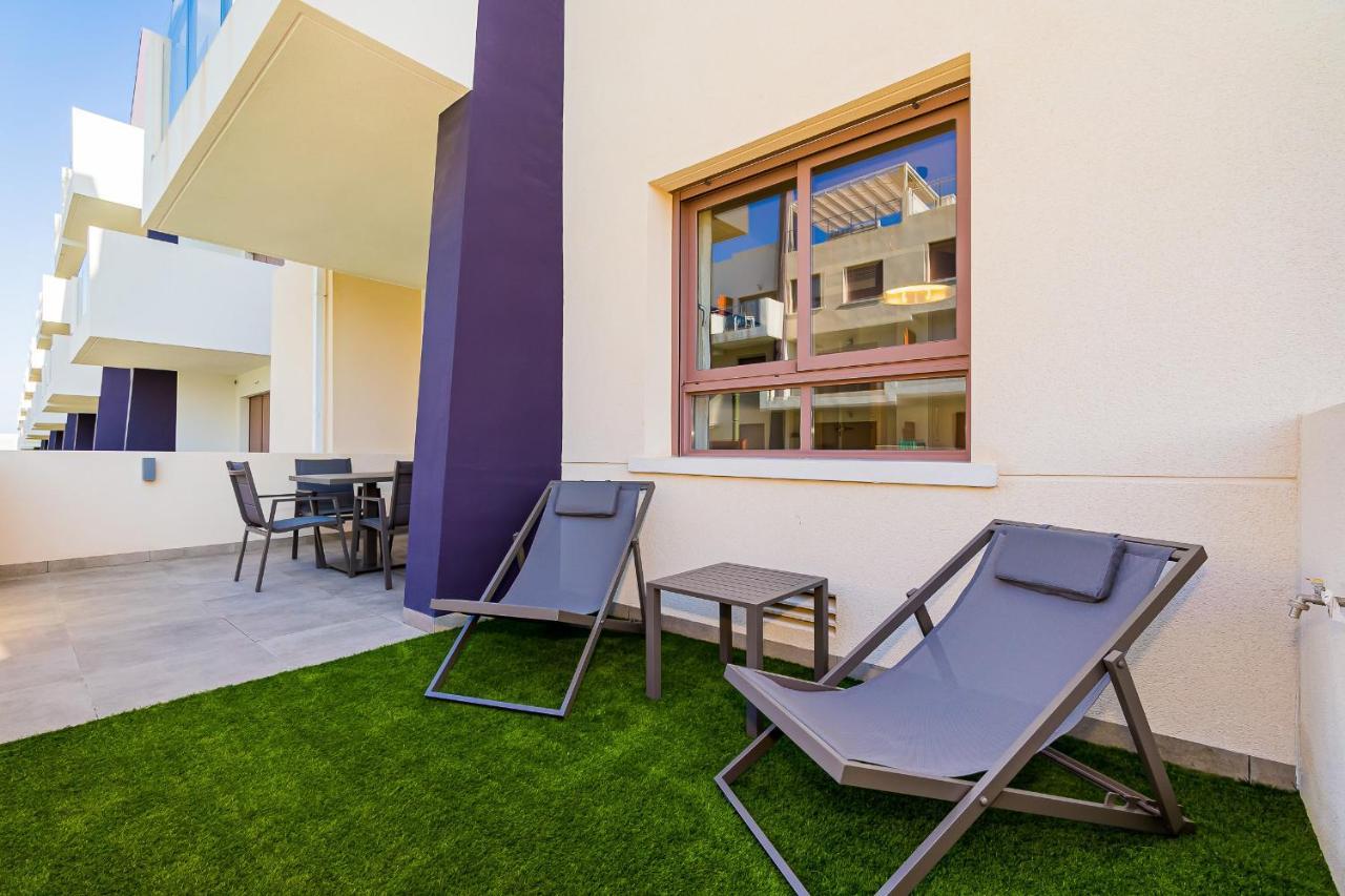 High Class 2 Bedroom Apartment With Underfloor Heating Torre de la Horadada Bagian luar foto